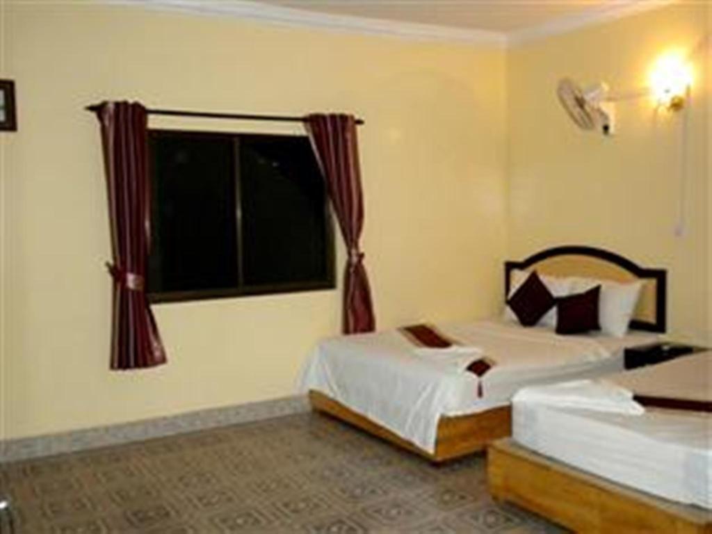 Golden Boat Guesthouse Phnom Penh Esterno foto