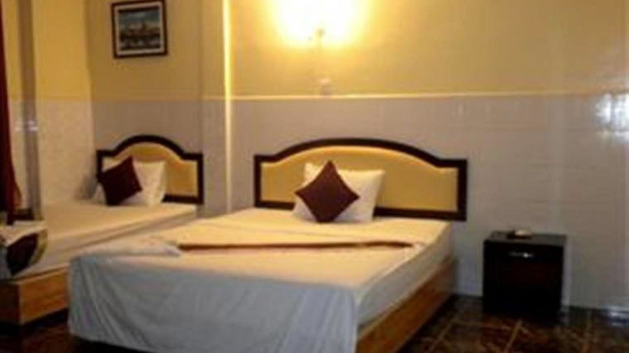Golden Boat Guesthouse Phnom Penh Esterno foto